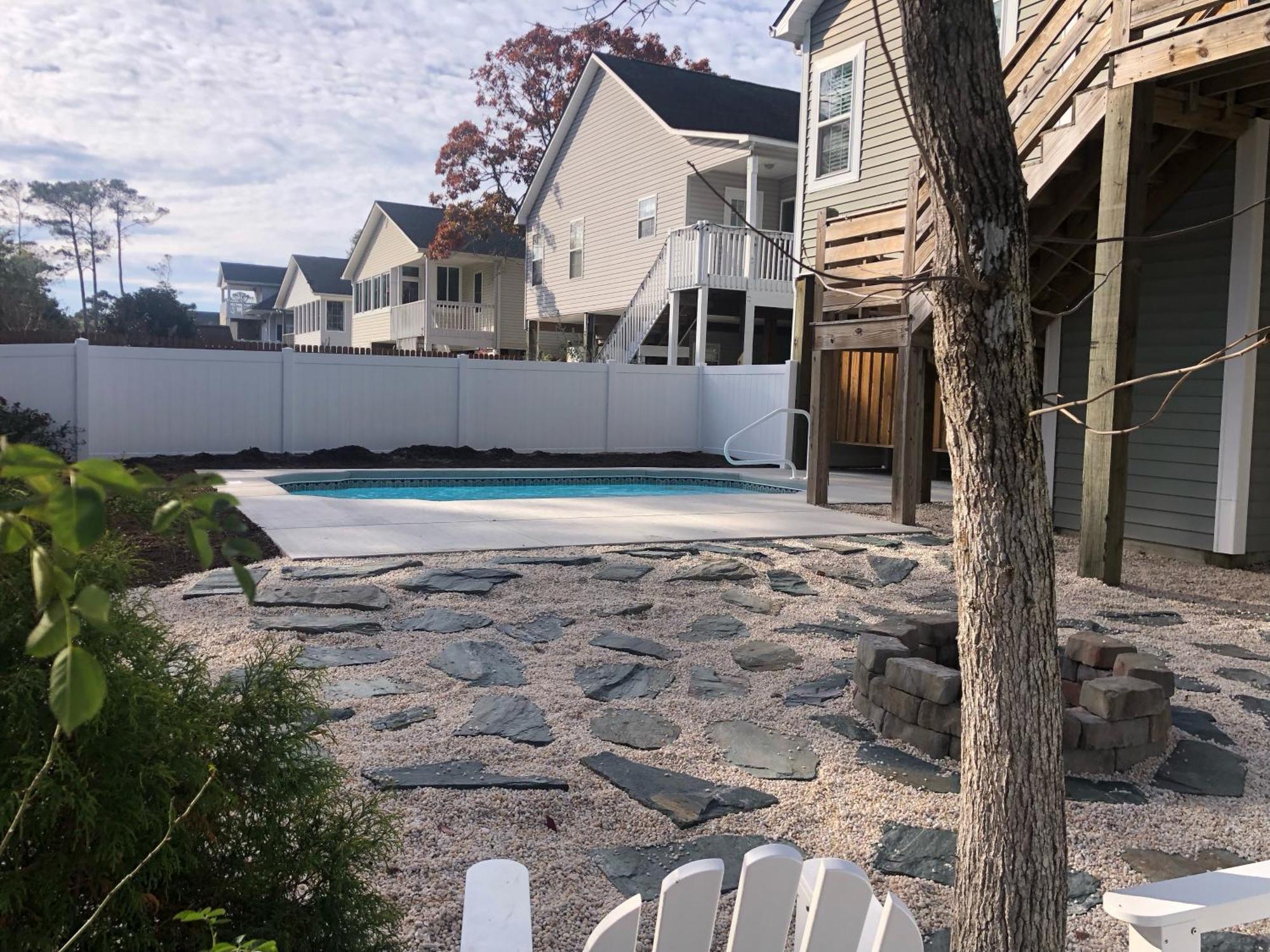 Belle Mer New Swimming Pool Elevator Great For Kids Oak Island Exterior photo