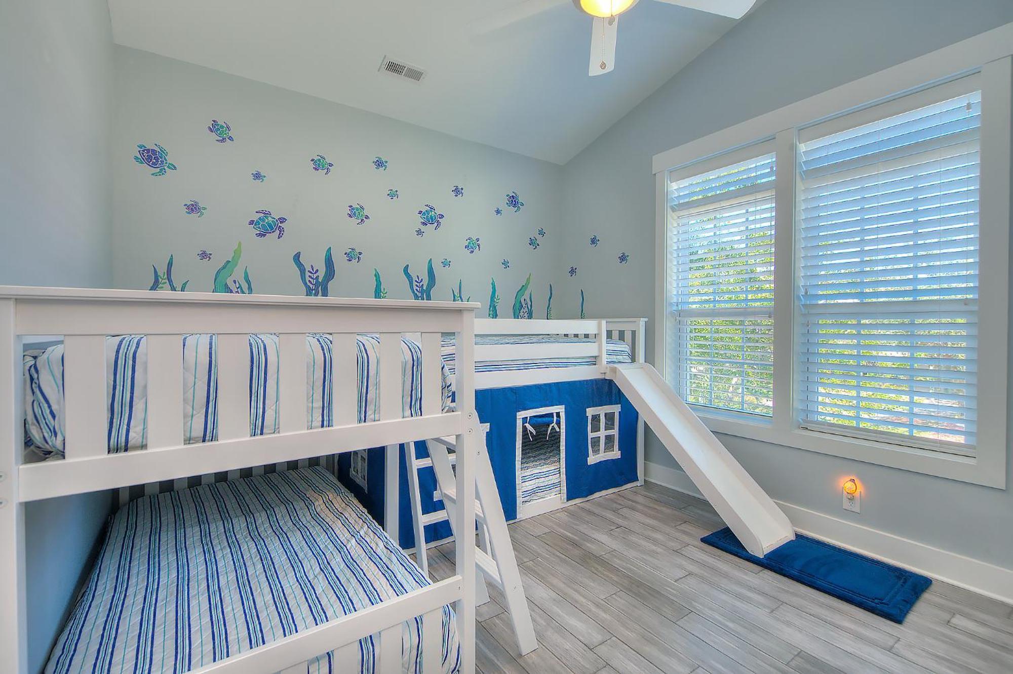 Belle Mer New Swimming Pool Elevator Great For Kids Oak Island Exterior photo